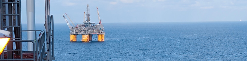 Plate-forme flottante en eau profonde dans le golfe du Mexique